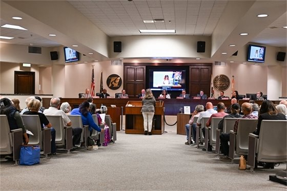 Photo of City Council Meeting