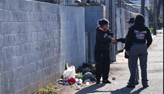 Modesto Chat team talking with homeless individual
